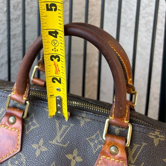 Louis Vuitton Monogram Speedy 40 - Picture 5 of 16